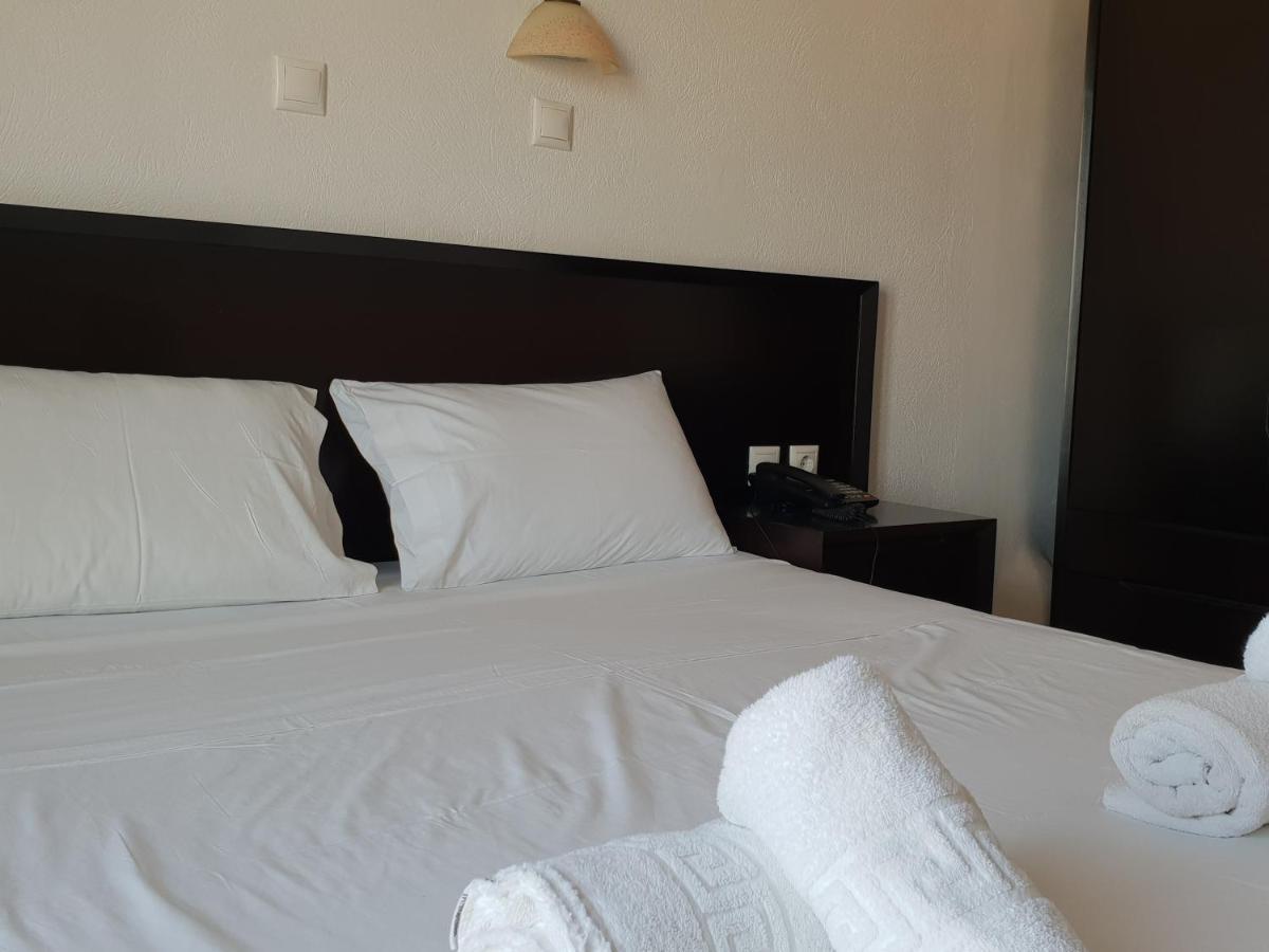 Captain'S Rocks Hotel Хриси Акти Екстериор снимка